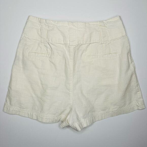 Free People Off White Women’s Tie Waist Pleated Shorts - Picture 3 of 7